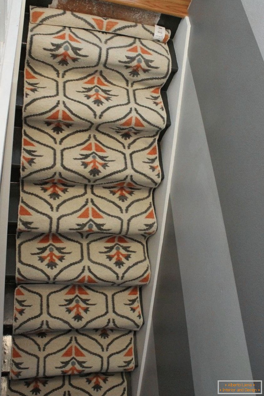 La largeur du tapis correspond à la taille de votre escalier