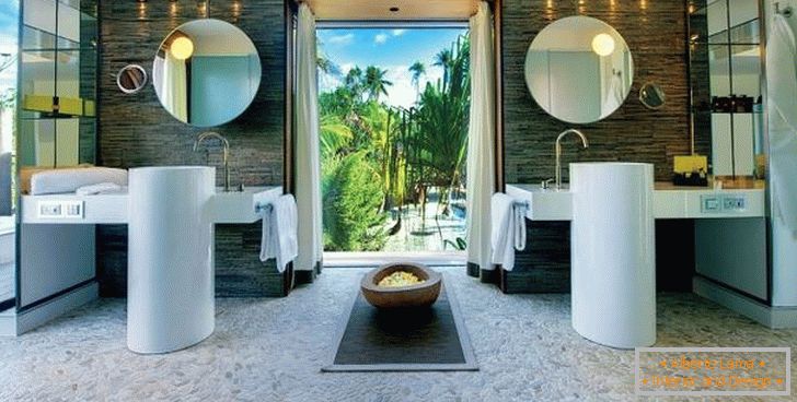 Design de salle de bain à l'hôtel Brando