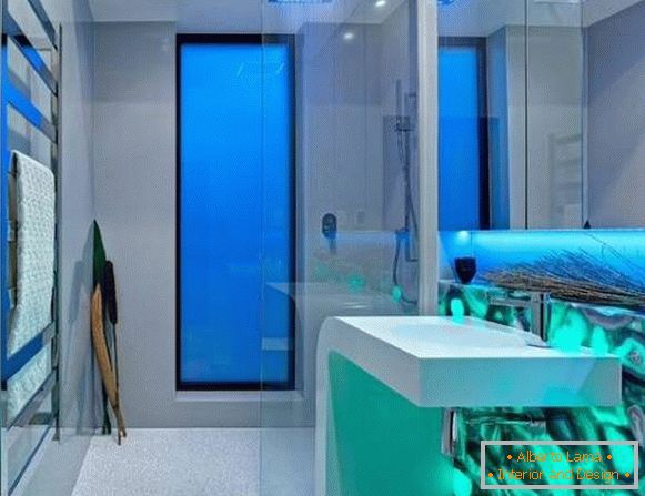 Éclairage futuriste de salle de bain