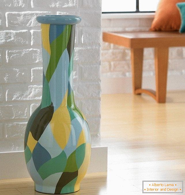 Vase en verre de différentes couleurs