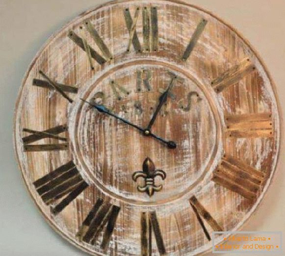 horloge murale en bois, photo 2
