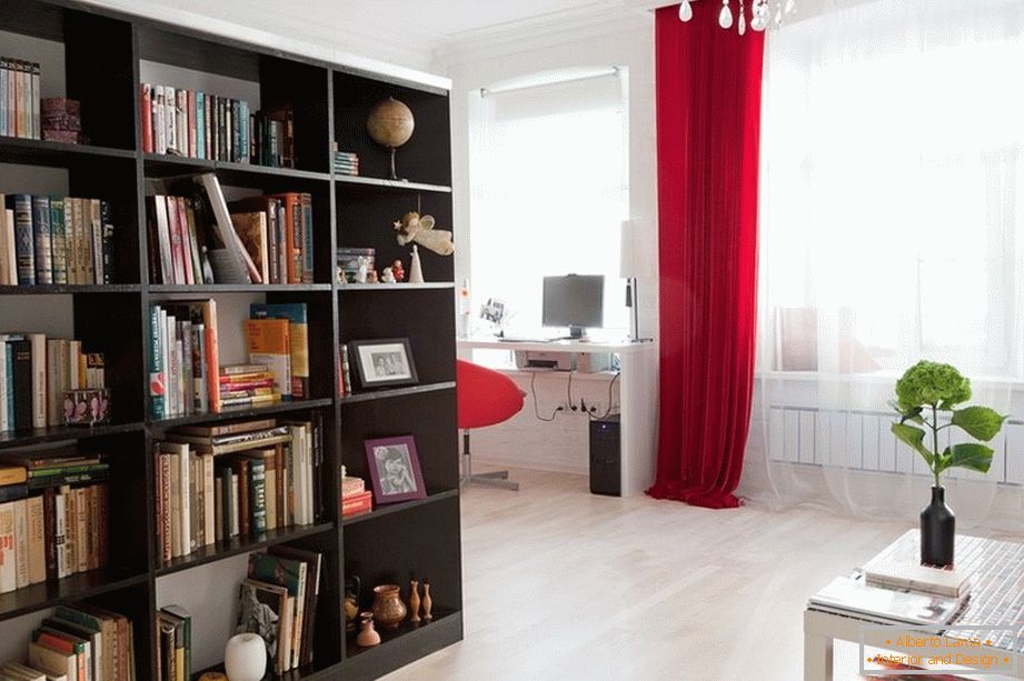Bibliothèque dans un petit appartement