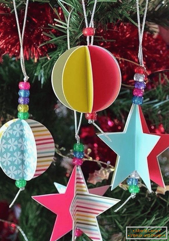 jouets de Noël originaux avec les mains sur le sapin de Noël, photo 13