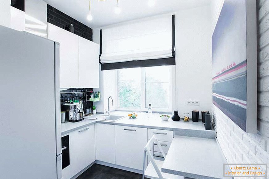 Logement de meubles dans la cuisine 4 m²
