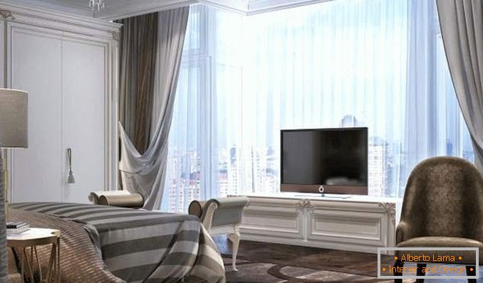 Conception d'une chambre dans un appartement avec fenêtres panoramiques - photo d'intérieur