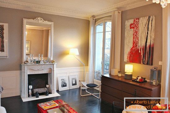 Salon d'un petit appartement à Paris