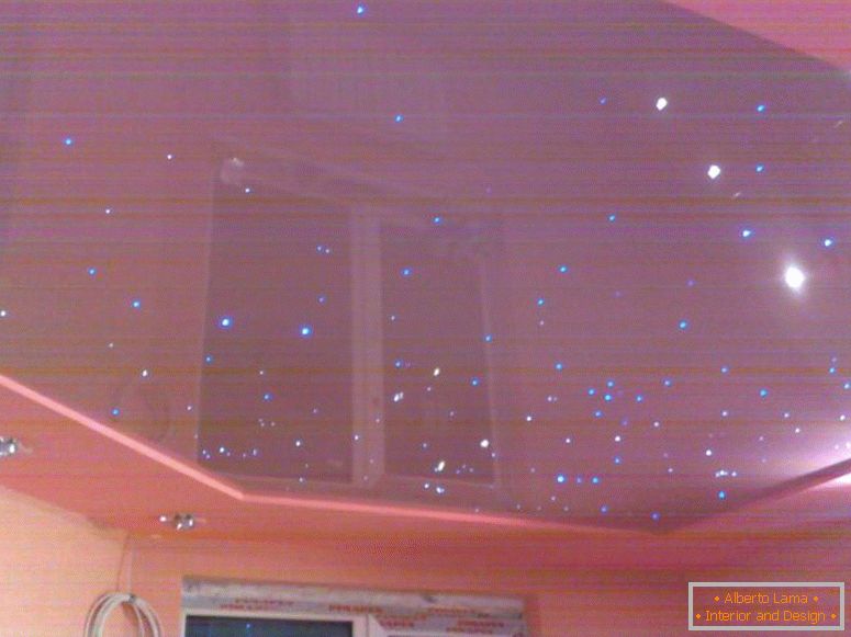 Plafonds suspendus dans la salle de bain - 130 idées photo