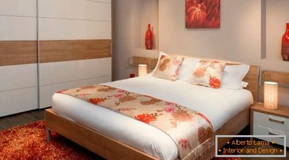 Design de chambre à coucher moderne avec un compartiment d'armoire - photo d'intérieur