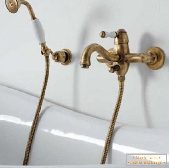 Robinetterie de salle de bain en bronze photo 6