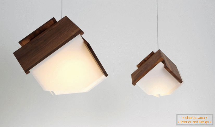 Lampes modernes en bois sombre de la société Cerno