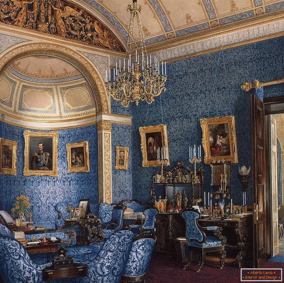 Intérieur avec des murs et des meubles bleus