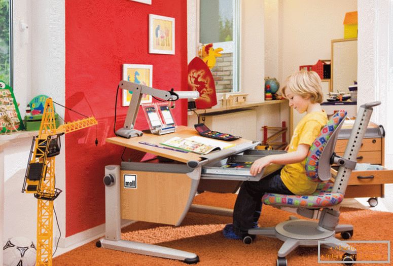 mull_germany _-_ ergonomic_furniture_for working_school_room_0_0