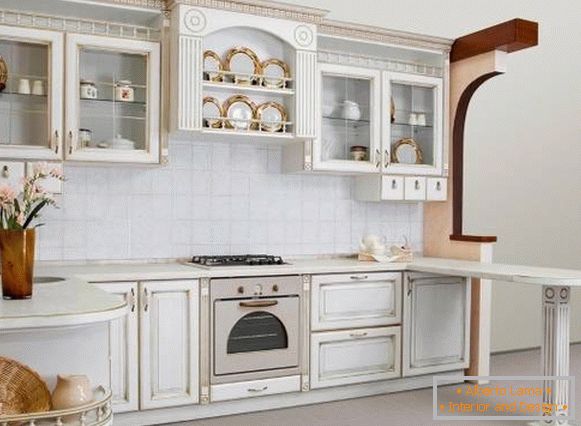 Les plus belles cuisines d'angle avec un comptoir de bar - une photo dans un style classique