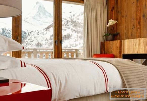 chambre à coucher avec vue sur la montagne