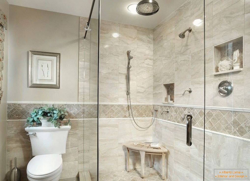 Design de salle de bain avec cabine de douche