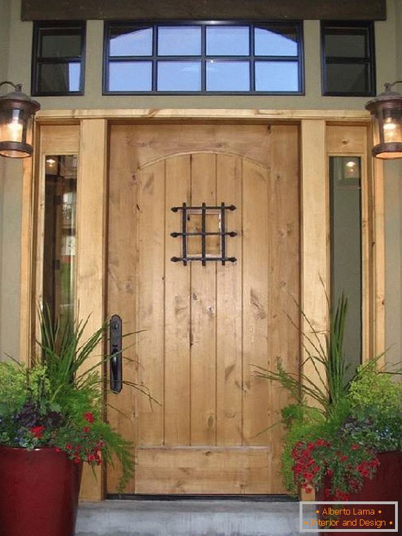 belles portes d'entrée en bois, photo 38