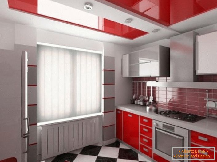 Plafonds tendus rouges - un bon choix pour la cuisine avec un ensemble écarlate.