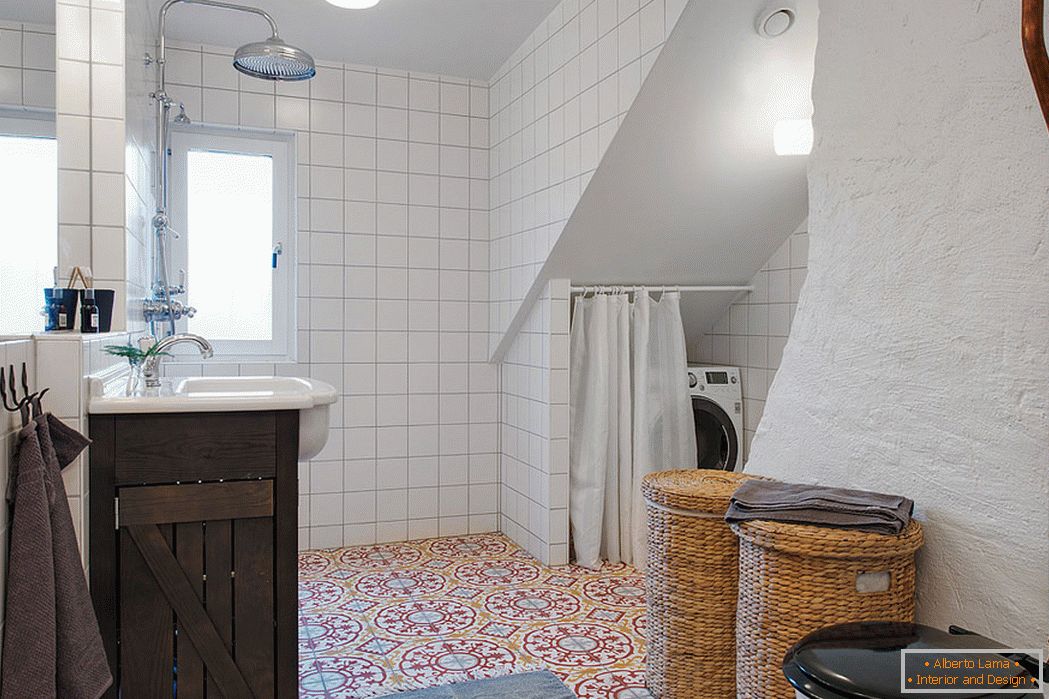 Intérieur de la salle de bain de style scandinave