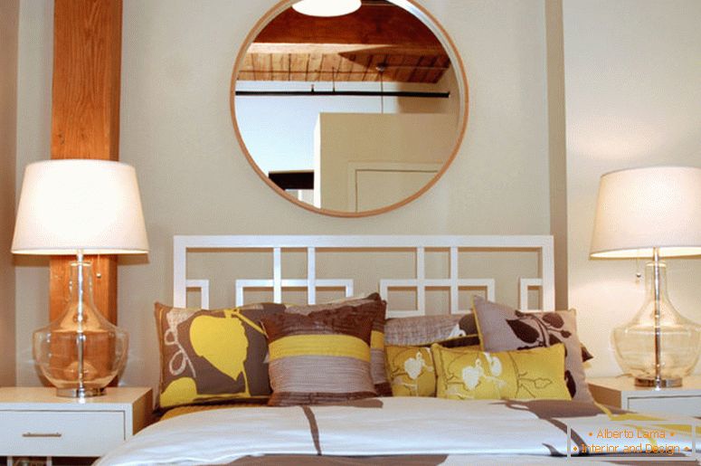 Miroir dans la chambre - exemples de photos d'hébergement à